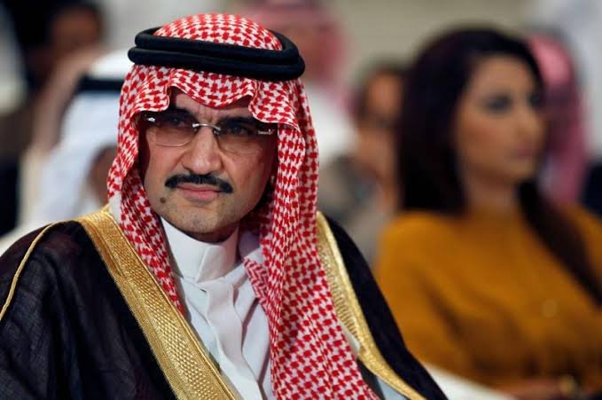 Prince Al Waleed bin Talal Al Saud: A Royal Force in Global Business and Philanthropy 1 Prince Al Waleed bin Talal Al Saud: A Royal Force in Global Business and Philanthropy