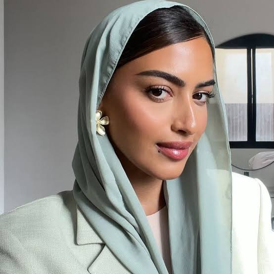 Yara AlNamlah: A Visionary Saudi Entrepreneur Shaping the Future of Beauty and Lifestyle
